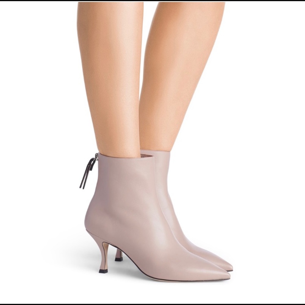 🚫 Sold 🚫 Stuart Weitzman The Juniper 70 bootie